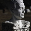 Buste du chanteur Charles Aznavour - Sculpture en Marbre de Carrare - Collection Privée